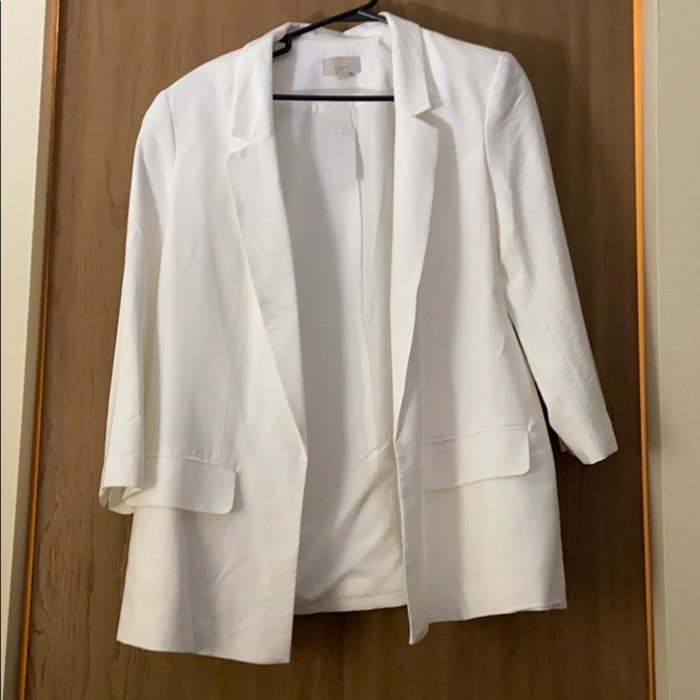LOFT WHITE BLAZER NWT NEVER WORN